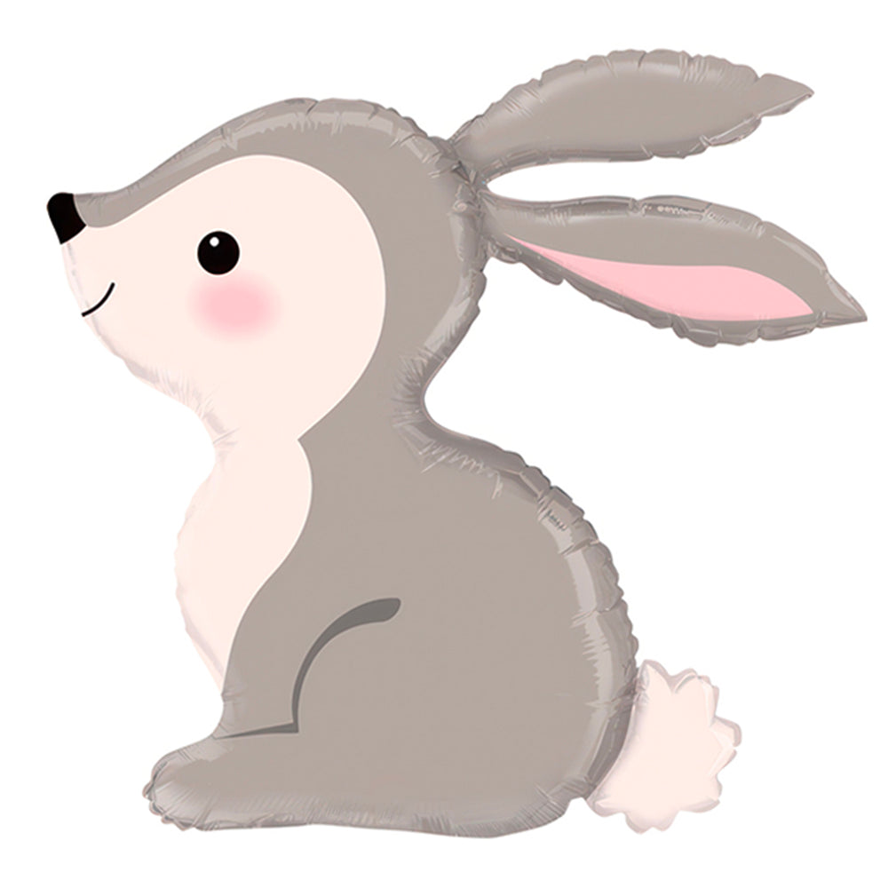 Przenieś gości do bajkowego lasu dzięki uroczemu balonowi foliowemu w kształcie króliczka woodland. To idealna dekoracja na dziecięce urodziny, baby shower czy sesję zdjęciową – pełna ciepła, naturalnych barw i wdzięku.