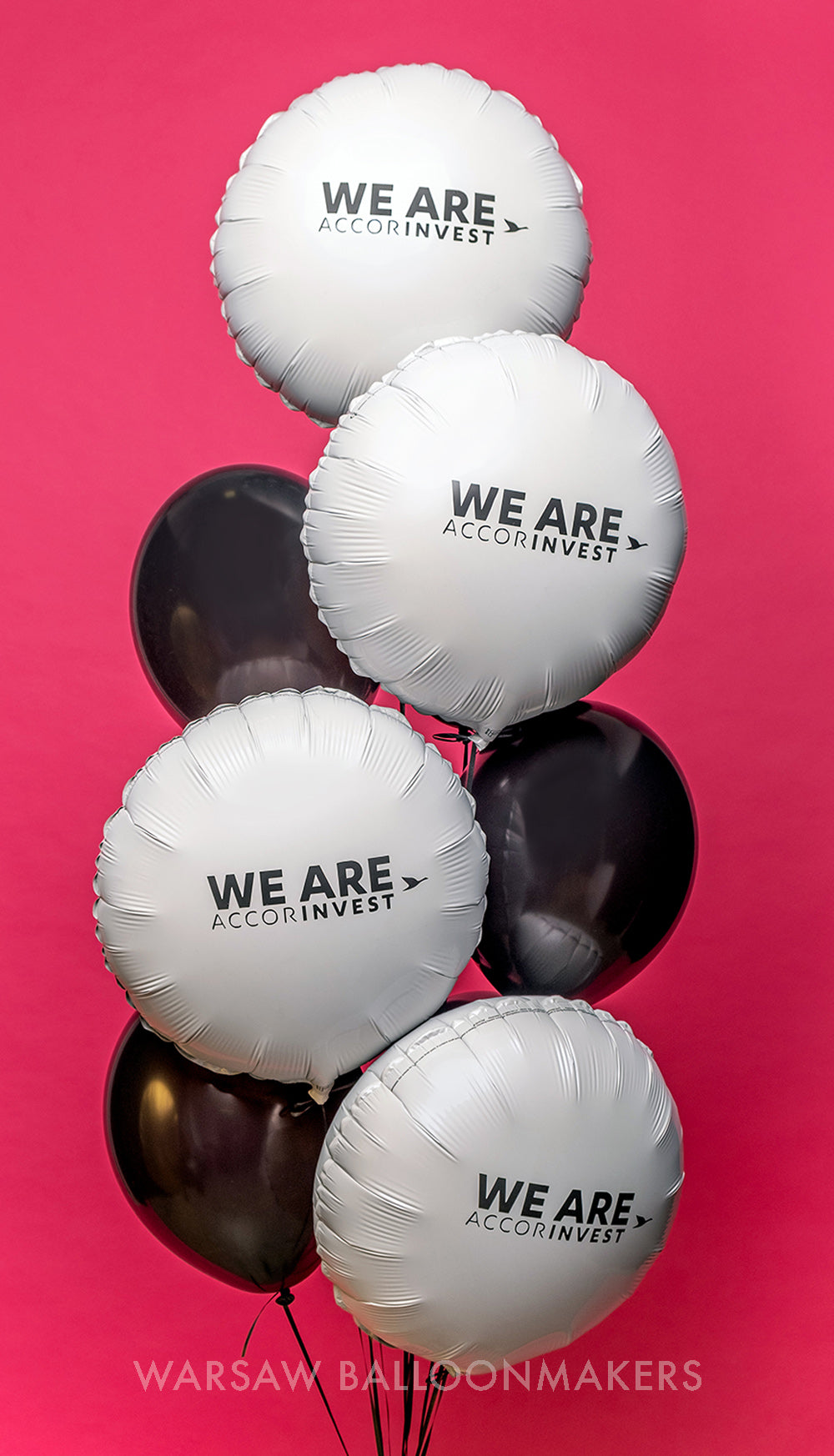 Bukiet balonowy na event firmowy z nadrukiem reklamowym i dostawą w Warszawie