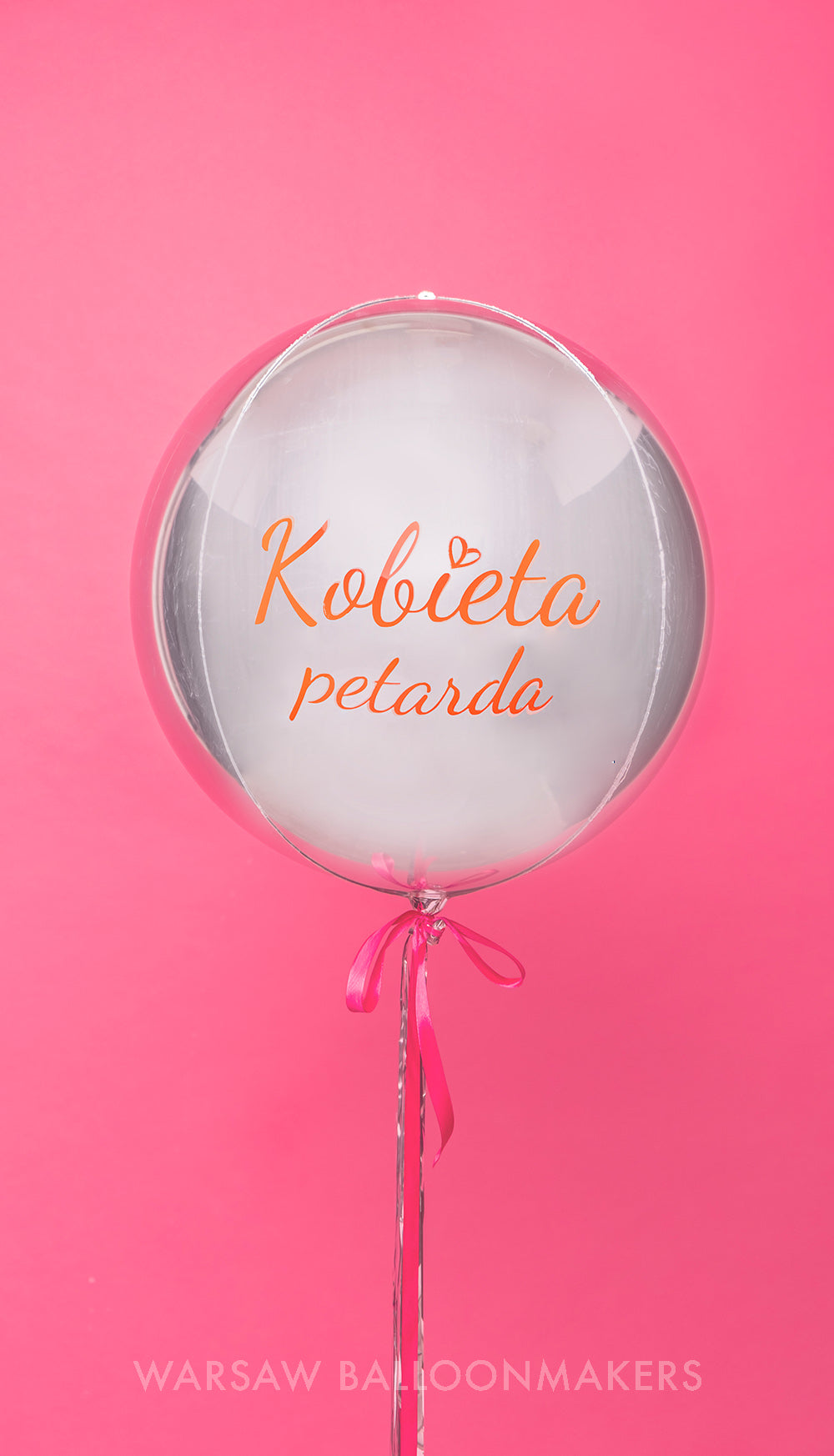 kampania rak piersi balon orbz kula z logo od warsaw balloon makers kobieta petarda życzenia